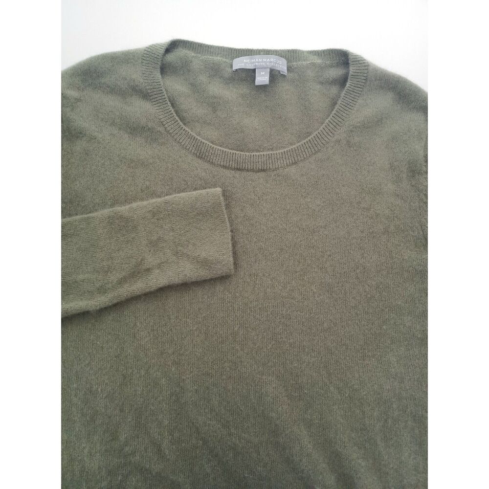 Neiman Marcus Cashmere Sweater Medium Green Quiet Luxury Staple Preppy Old Money